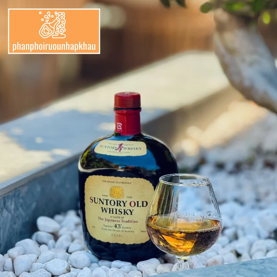 Giới thiệu về rượu Suntory Old Whisky 2021