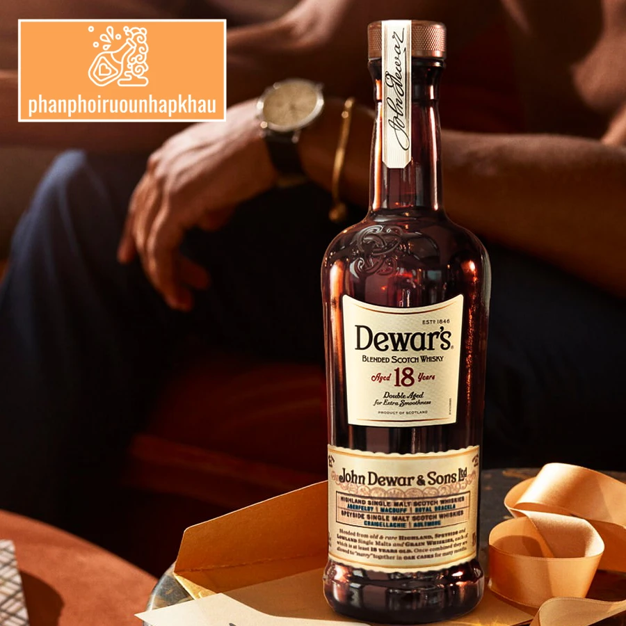 Giới thiệu về rượu Dewars 18