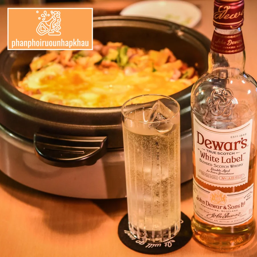 Giới thiệu về rượu Dewar's White Label